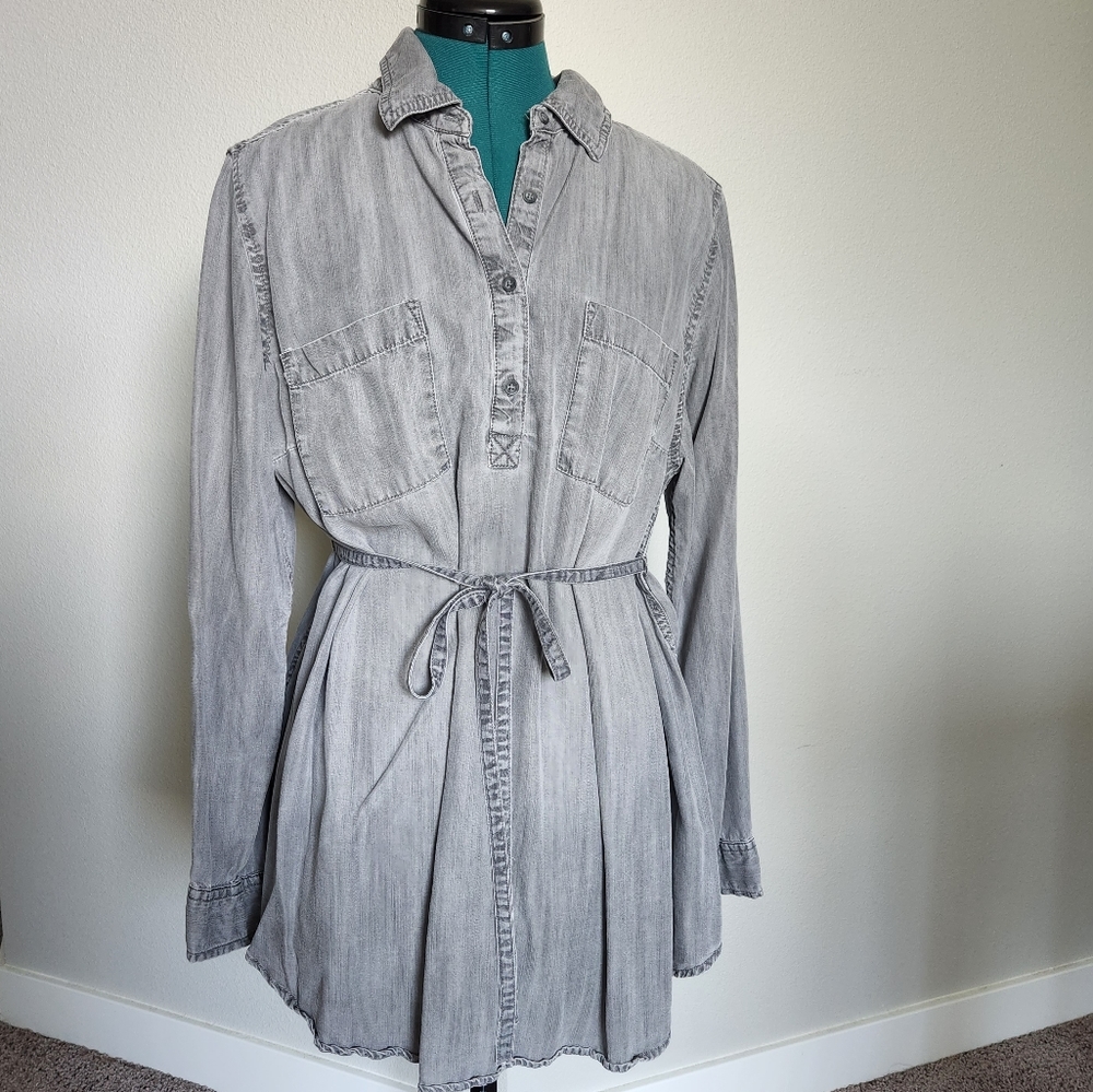 Maternity Long Sleeve Soft Denim Button-Down Tunic Gray Large